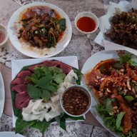 เมนูของร้าน ต่อศักดิ์อาหารป่า