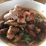 ก๋วยเตี๋ยวไก่เฮียโพธิ์
