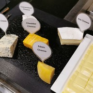 เมนูของร้าน Triple Two Restaurant