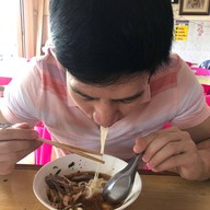ก๋วยเตี๋ยวไก่เฮียโพธิ์