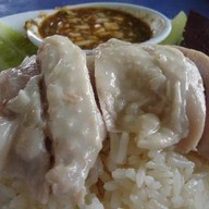 ข้าวมันไก่ตั้งตัว ตลาดนานาเจริญ ลำลูกกา