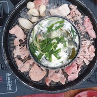 จุ่มโจรบุฟเฟ่ต์