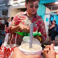 บรรยากาศ ถนนคนเดินภูเก็ต หลาดใหญ่