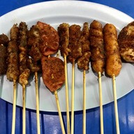 เมนูของร้าน ไก่ทอดหน้ากสิกรแม่โจ้