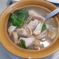 Food or drink of Chon Ngern Chon Thong