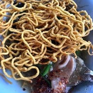 เมนูของร้าน ราดหน้าหมูหมัก ตลาดอ้อมเมือง