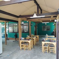 บรรยากาศ ศิรินทร์ทิพย์เบเกอรี่ 2 กระเพราอกไก่ล้วน