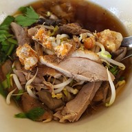 เมนูของร้าน วาสนา ก๋วยเตี๋ยวเป็ด
