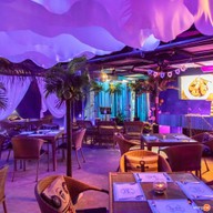 SeaMet Beach food x Grill x Bar