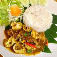 เมนูของร้าน ร้านโกดำ ชุมทางเขาชุมทอง