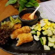 เมนูของร้าน ยัมมี่ แหนมเนือง Century The Movie Plaza Onnut