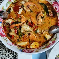 ร้านอาหารรักคุณ ( อ้ายหนี่ ) สารินธารา