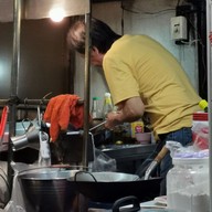 บรรยากาศ เฮียดำ! ผัดไทยไฟลุก@ สุขุมวิท38