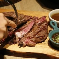 เมนูของร้าน The Elephant Butcher & Eatery