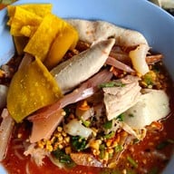 หลากเตี๋ยว ข้าวมันไก่