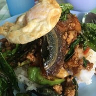 เมนูของร้าน น้องพลอยซอย 7
