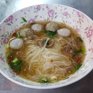 ก๋วยเตี๋ยวหมูตุ๋น-เนื้อตุ๋น เฮียแก้ว