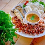 รุมสกรัม ยำ ตำ เมี่ยง พัทยา