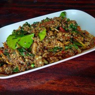 บ่อตกปลาและร้านอาหารสามพี่น้องฟิชชิ่ง