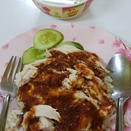 เมนูของร้าน เฮียตั้วข้าวมันไก่ ข้าวหมูแดง ก๋วยเตี๋ยวหมู