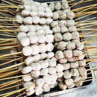 ลูกชิ้นสะพานนนท์/ลูกชิ้นปิ้งโคตอร่อย สาขา สะพานนนท์ สะพานนนท์