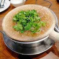 Yai Chinese Restaurant มาเก็ตวิลเลจ