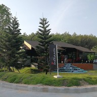 หน้าร้าน Inthanin Coffee สถานีบริการน้ำมันบางจาก อีสเทิร์นซีบอร์ด