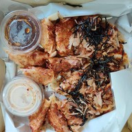 Backyard Gyoza   วัชรพล