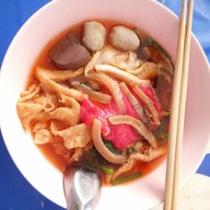 เมนูของร้าน เย็นตาโฟศรีเกิด