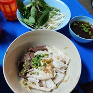 เมนูของร้าน ก๋วยเตี๋ยวไก่รสเด็ด ลาดพร้าว 35 (น้องเจ)