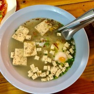 ก๋วยจั๊บอุบล "สี่หมงโก๋ย"