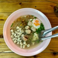 ก๋วยจั๊บอุบล "สี่หมงโก๋ย"