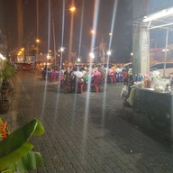 BM ลาบร้อยเกิน