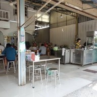 ก๋วยเตี๋ยวเนื้อป้ามล