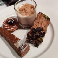 เมนูของร้าน Spasso Bistro โรงแรมแกรนด์ ไฮแอท เอราวัณ