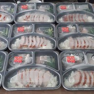 อาง้วน เป็ดย่าง หมูกรอบ ตลาดน้ำคลองลัดมะยม โซน 1 ใหม่