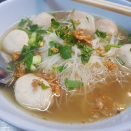 เมนูของร้าน ลูกชิ้นหมูน้ำใส รสเด็ด