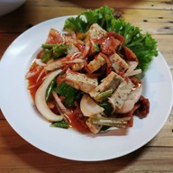 เมนูของร้าน ก๋วยจั๊บอุบล "สี่หมงโก๋ย"