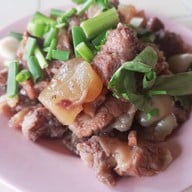 ร้านอาหารลาบหนองเดิ่น