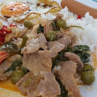 Giant Tree Cafe Khaoyai