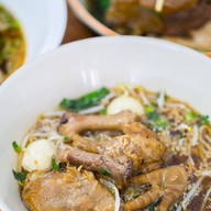 เตี๋ยวริมเริน by เฮียวัฒน์จัมโบ้ สาขา 3