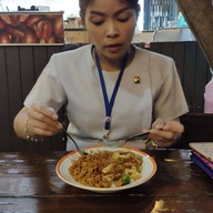 บรรยากาศ ข้าวแกงนายหลำ