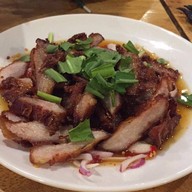 กินยำยังปั๊กกะเป่ายิ้งฉุบ
