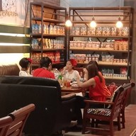 บรรยากาศ ห้องอาหารเอแอนด์เอ