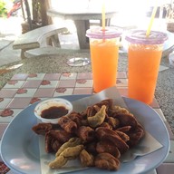 ร้านน้ำส้มป้าน้อง สวนสุขภาพ