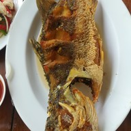 เมนูของร้าน สวนอาหารและบ่อตกปลา ตวัดเบ็ด