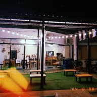 ฝากท้อง คาเฟ่