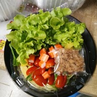 YoYo salad & coffee shop