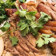 เมนูของร้าน ข้าวขาหมูตรอกไก่ บางรัก