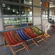 มีนา คาเฟ่&เรสเตอรองท์